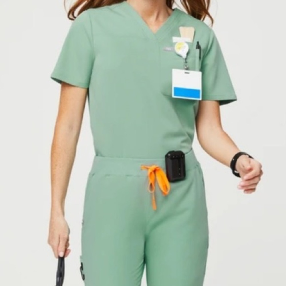 Figs limited edition jade scrubs